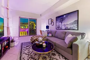 450 J St, San Diego, CA 92101 - Photo 3