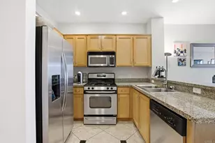 450 J St, San Diego, CA 92101 - Photo 15