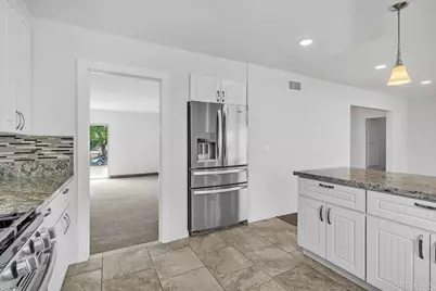 9416 Saint Andrews Drive, Santee, CA 92071 - Photo 9