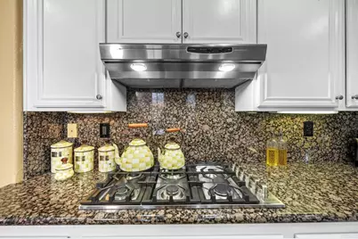1819 Fabled Waters Dr, Spring Valley, CA 91977 - Photo 13
