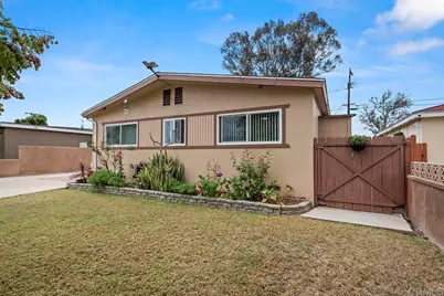 619 Sandalwood Dr, El Cajon, CA 92021 - Photo 3