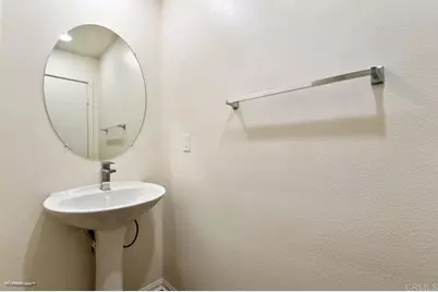 2015 Mindoro Lane #2, Chula Vista, CA 91915 - Photo 11