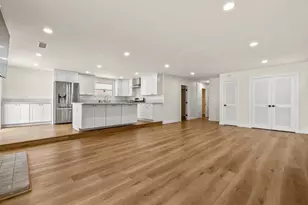 8704 Mulvaney Dr, San Diego, CA 92119 - Photo 5