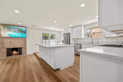 8704 Mulvaney Drive, San Diego, CA 92119 - Photo 7