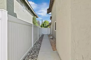 39845 Teal Dr, Murrieta, CA 92562 - Photo 25