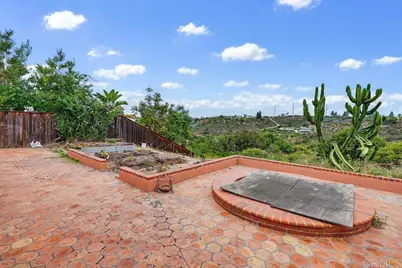 657 Redlands Pl, Bonita, CA 91902 - Photo 39