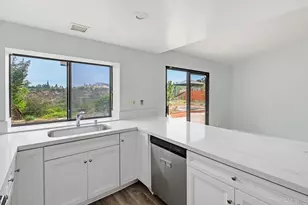 657 Redlands Pl, Bonita, CA 91902 - Photo 17