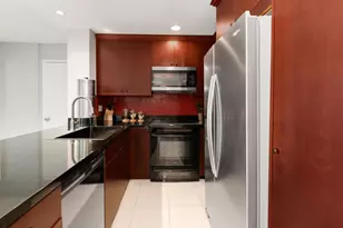 1885 Diamond St, San Diego, CA 92109 - Photo 13
