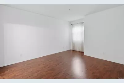 1880 Aubrives Place #2126, Chula Vista, CA 91913 - Photo 13