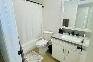 4165 Porte De Merano, San Diego, CA 92122 - Photo 9