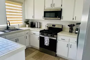 4165 Porte De Merano, San Diego, CA 92122 - Photo 3