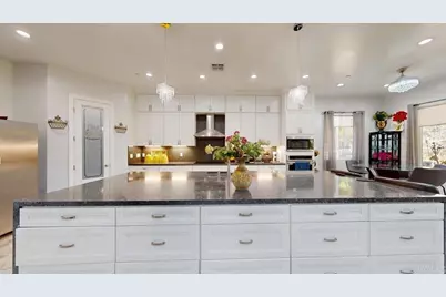1830 Vista Way, El Cajon, CA 92019 - Photo 9