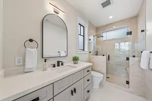 305 J Ave, Coronado, CA 92118 - Photo 23