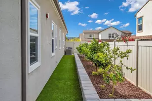 22147 Long Trot Dr, Escondido, CA 92029 - Photo 49