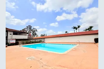 9877 Caspi Gardens Dr #8, Santee, CA 92071 - Photo 3