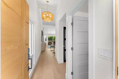 674 Hygeia Avenue, Encinitas, CA 92024 - Photo 13