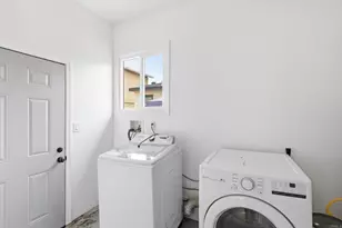 4137 Van Dyke Ave, San Diego, CA 92105 - Photo 17