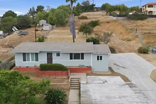 6568 Radio Dr, San Diego, CA 92114 - Photo 7