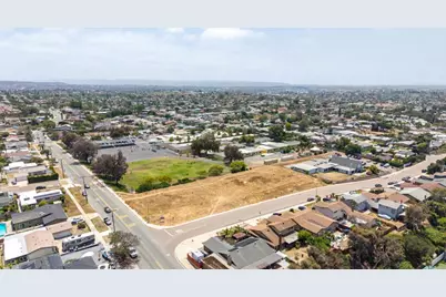 310 E Moss Street, Chula Vista, CA 91911 - Photo 57
