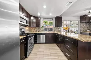 30381 Pechanga Dr, Temecula, CA 92592 - Photo 5