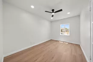 5744 Winchester St, San Diego, CA 92139 - Photo 13