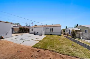 5744 Winchester St, San Diego, CA 92139 - Photo 25