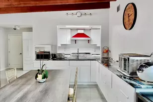 4789 Andalusia Ave, San Diego, CA 92117 - Photo 9