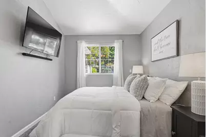 279 D Street, Chula Vista, CA 91910 - Photo 17