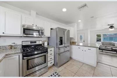 797 Lemon Avenue, El Cajon, CA 92020 - Photo 11