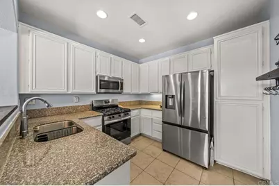 1126 Latigo #3, Chula Vista, CA 91915 - Photo 11