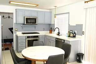 3325 Ricewood Dr, Oceanside, CA 92058 - Photo 9