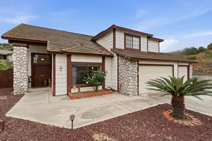 425 Avenida Abajo, El Cajon, CA 92020 - Photo 1