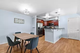 5402 Balboa Arms Dr, San Diego, CA 92117 - Photo 9