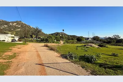 11041 Summit Avenue, Santee, CA 92071 - Photo 3