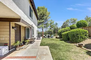 11366 Meadow Flower Pl, San Diego, CA 92127 - Photo 5