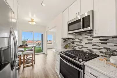 6717 Clover Court, Carlsbad, CA 92011 - Photo 15