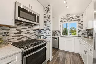 6717 Clover Ct, Carlsbad, CA 92011 - Photo 15
