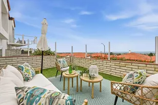 6717 Clover Ct, Carlsbad, CA 92011 - Photo 1
