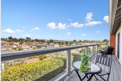 416 N Prospect Ave, Redondo Beach, CA 90277 - Photo 3