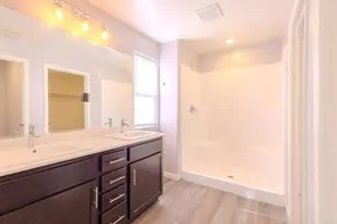 5803 Vespucci Ave, Bakersfield, CA 93313 - Photo 25