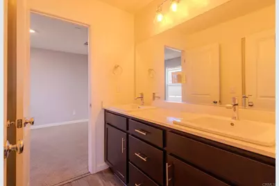 5803 Vespucci Avenue, Bakersfield, CA 93313 - Photo 7