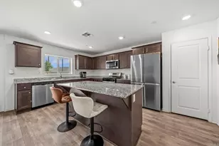1879 Saddle Rnch Trl, San Jacinto, CA 92582 - Photo 11
