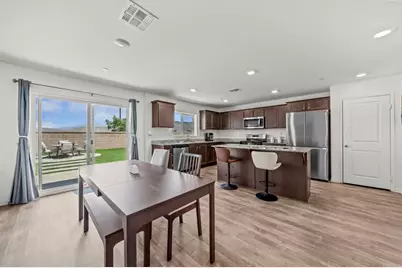 1879 Saddle Ranch Trail, San Jacinto, CA 92582 - Photo 7