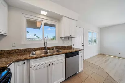 4426 Temecula St #6, San Diego, CA 92107 - Photo 13