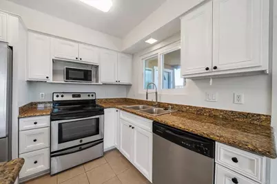 4426 Temecula St #6, San Diego, CA 92107 - Photo 11