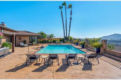 1724 Hacienda Place, El Cajon, CA 92020 - Photo 67