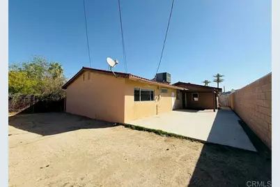 52121 Avenida Velasco, La Quinta, CA 92253 - Photo 15