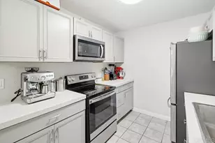 285 Moss Street, Chula Vista, CA 91911 - Photo 5