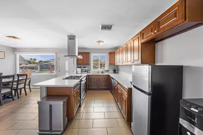 8828 Hillslope Avenue, Spring Valley, CA 91977 - Photo 9