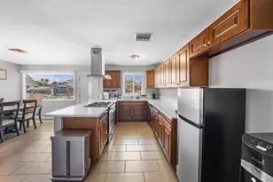 8828 Hillslope Ave, Spring Valley, CA 91977 - Photo 9